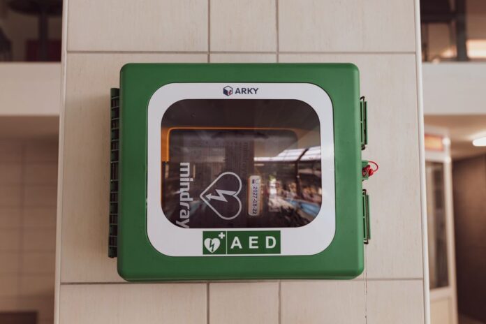 Defibrillator Anwendung in der Praxis