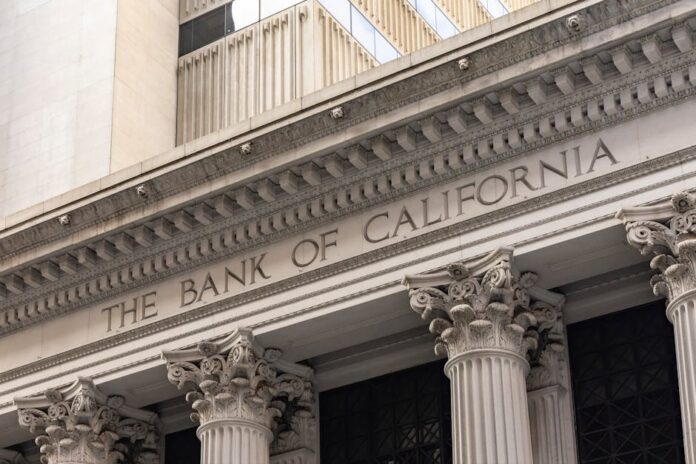 Commerzbank und UniCredit im Übernahmekampf